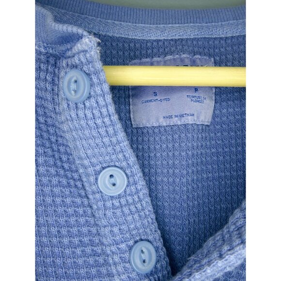 Old Navy henley shirt - NWOT - Picture 2 of 6